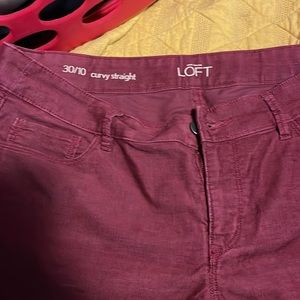 Ann Taylor Loft curvy straight corduroy maroon pants size 10 32"L